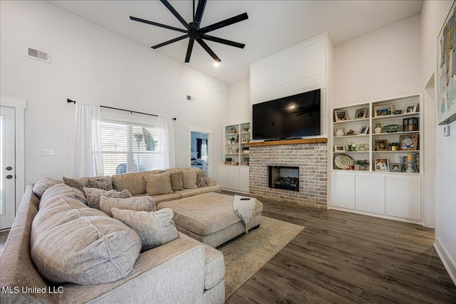 2320 Loisy Boulevard, Hernando, MS 38632