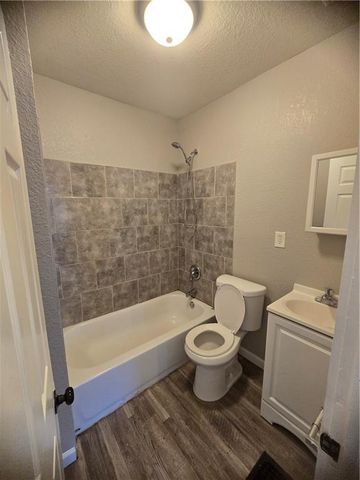 3109 E 51st Street, Kansas City, MO 64130