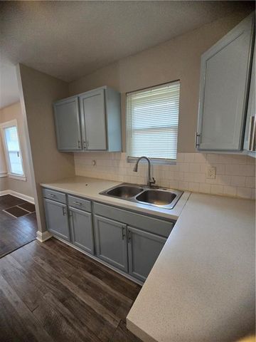 3109 E 51st Street, Kansas City, MO 64130