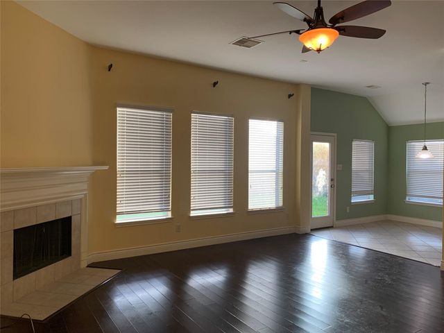 13110 Imperial Shore Drive, Pearland, TX 77584