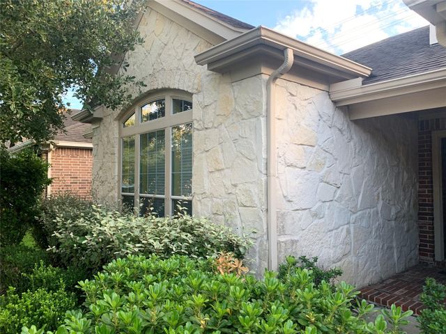 13110 Imperial Shore Drive, Pearland, TX 77584