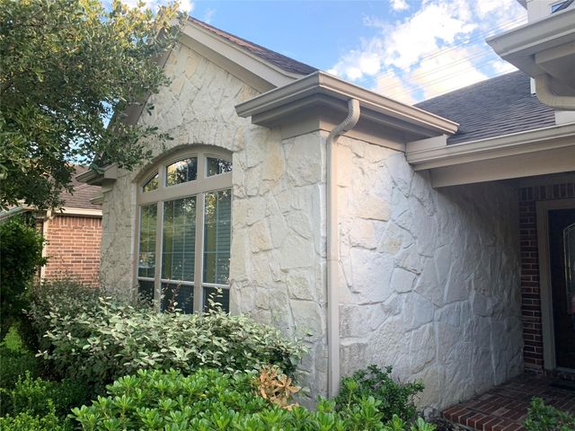13110 Imperial Shore Drive, Pearland, TX 77584
