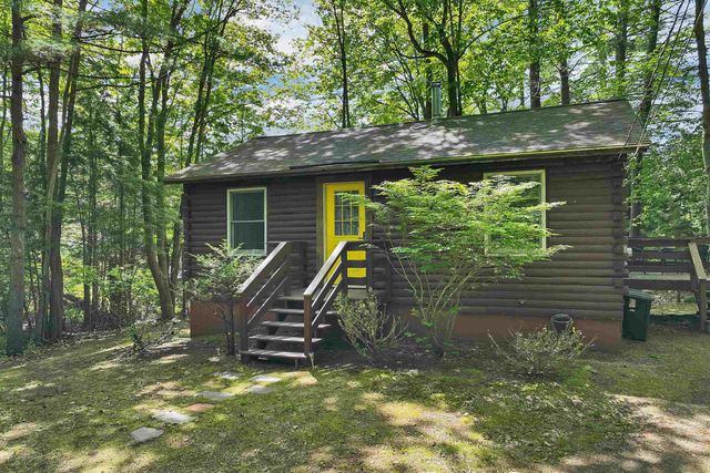 11 Robin Shore Drive, Canterbury, NH 03224
