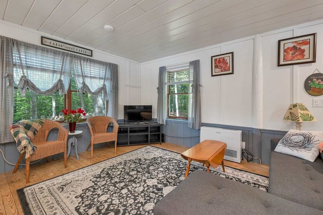 11 Robin Shore Drive, Canterbury, NH 03224
