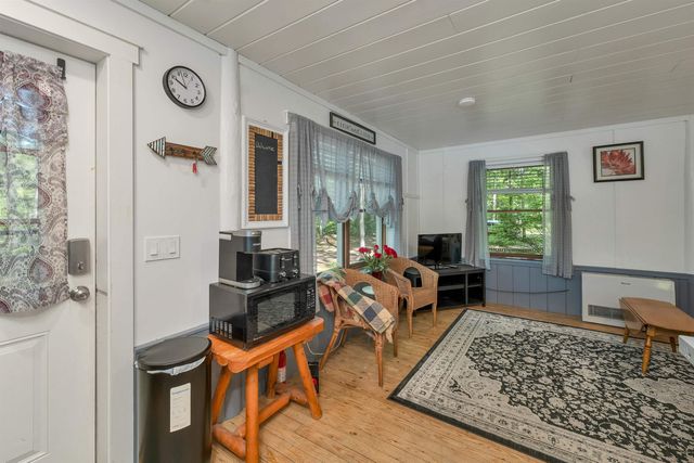 11 Robin Shore Drive, Canterbury, NH 03224