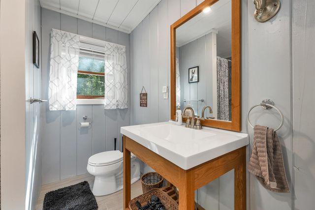 11 Robin Shore Drive, Canterbury, NH 03224