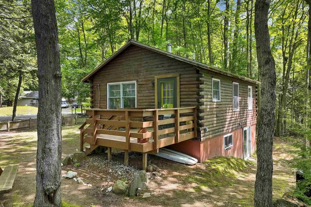 11 Robin Shore Drive, Canterbury, NH 03224