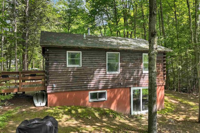 11 Robin Shore Drive, Canterbury, NH 03224