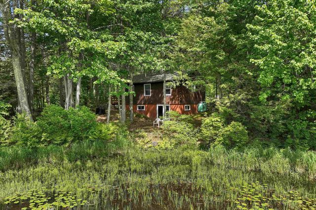 11 Robin Shore Drive, Canterbury, NH 03224