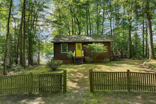 11 Robin Shore Drive, Canterbury, NH 03224