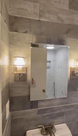 101 Lowell St 3, Peabody, MA 01960