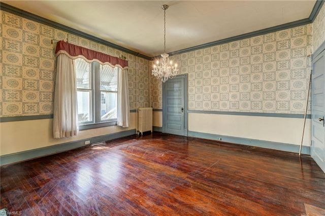 712 S Main Street, Reidsville, NC 27320