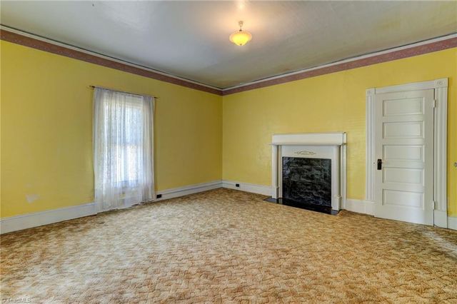 712 S Main Street, Reidsville, NC 27320
