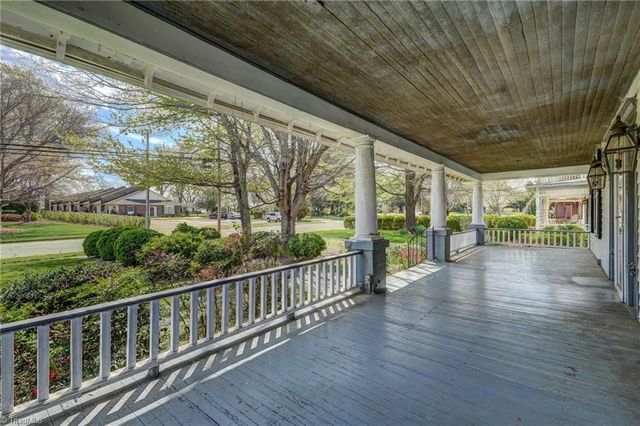 712 S Main Street, Reidsville, NC 27320