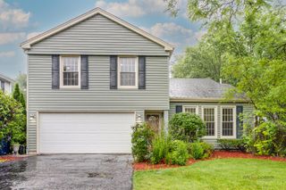 715 N Juneway Avenue, Deerfield, IL 60015