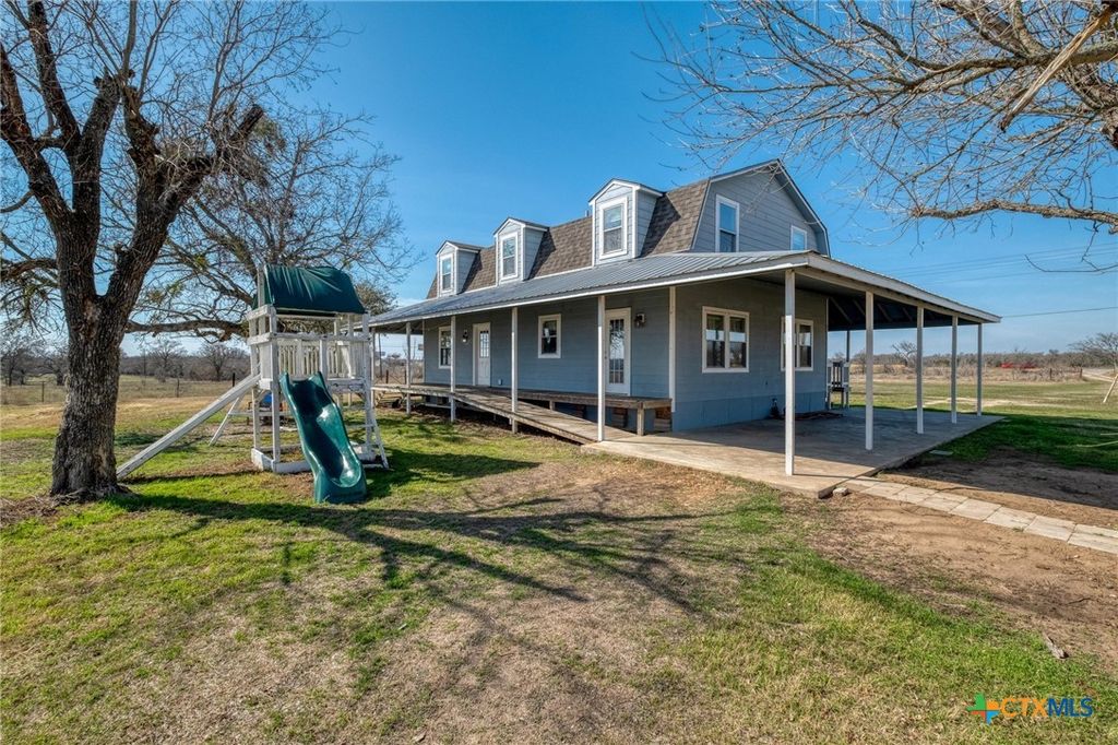 Image 27 of property listing at 829 State Highway 21, Cedar Creek, TX 78612