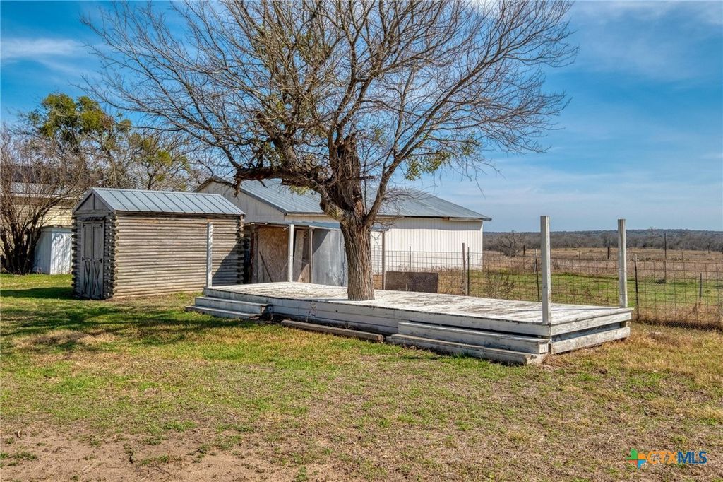 Image 29 of property listing at 829 State Highway 21, Cedar Creek, TX 78612