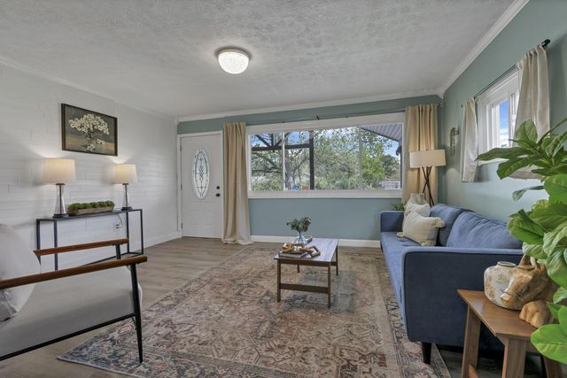 1101 Meadow Lane, Columbus, OH 43207