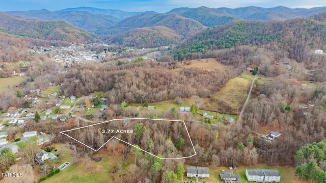 32209 Rambo Street, Damascus, VA 24236