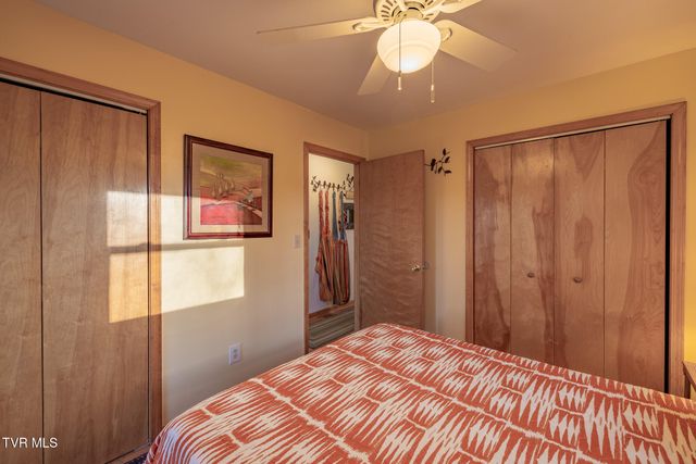 32209 Rambo Street, Damascus, VA 24236