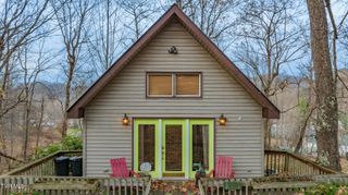 32209 Rambo Street, Damascus, VA 24236