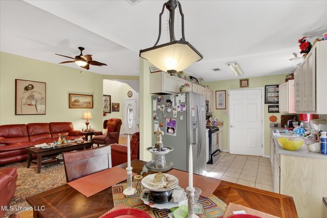 79309 E Diamondhead Drive, Diamondhead, MS 39525