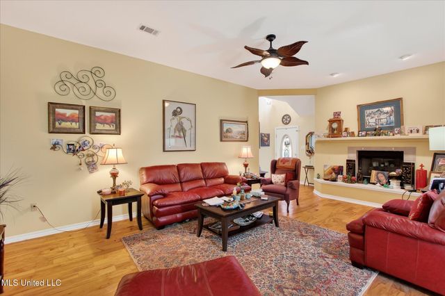 79309 E Diamondhead Drive, Diamondhead, MS 39525