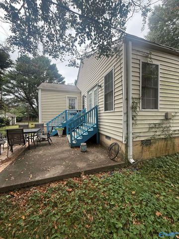 2719 Thornton Circle, Huntsville, AL 35801