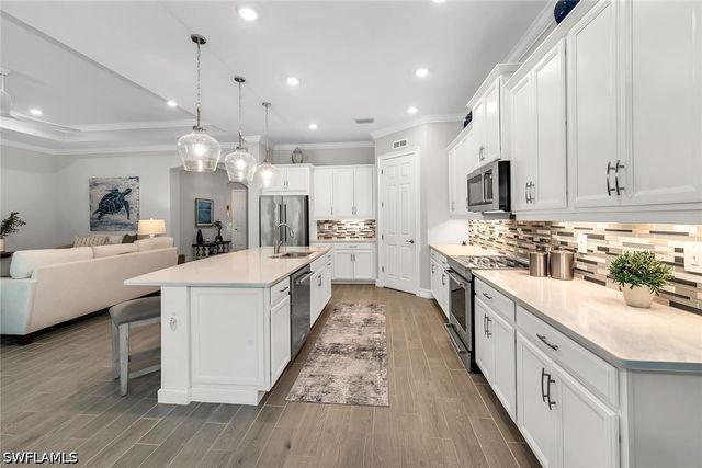 14624 Kelson CIR, Naples, FL 34114