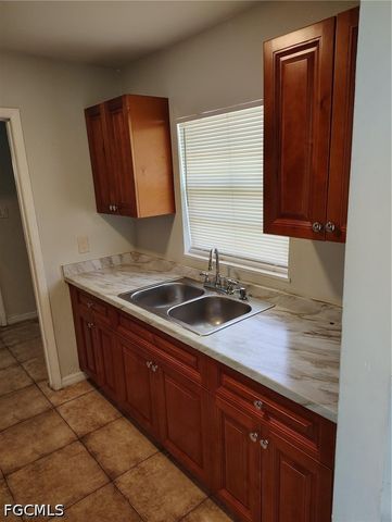 2709 Jackson, Fort Myers, FL 33901