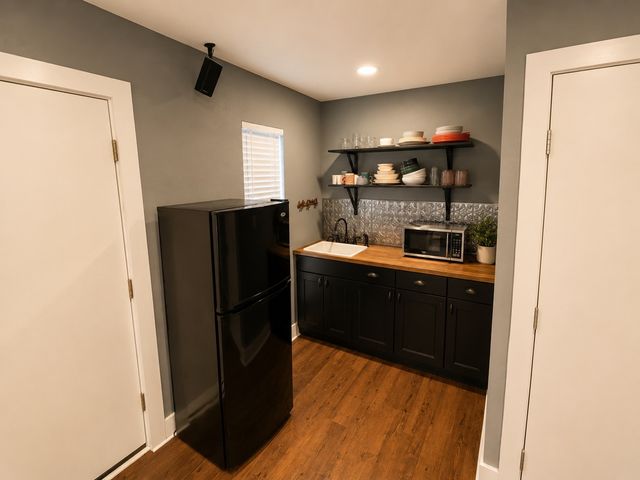 2858 Cresthaven Drive, Grapevine, TX 76051