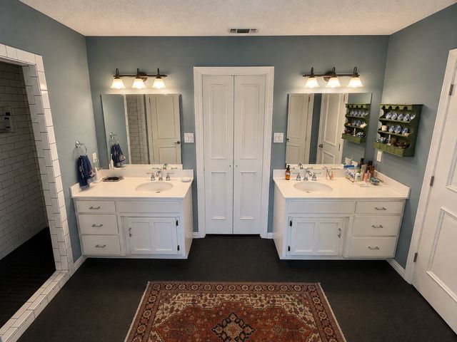 2858 Cresthaven Drive, Grapevine, TX 76051