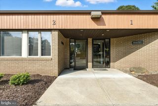 5405 TWIN KNOLLS RD NW #2, Columbia, MD 21045