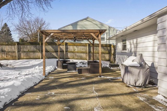 1213 Troy Drive, Madison, WI 53704