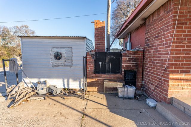 200 N Broadway Street, Cleveland, OK 74020