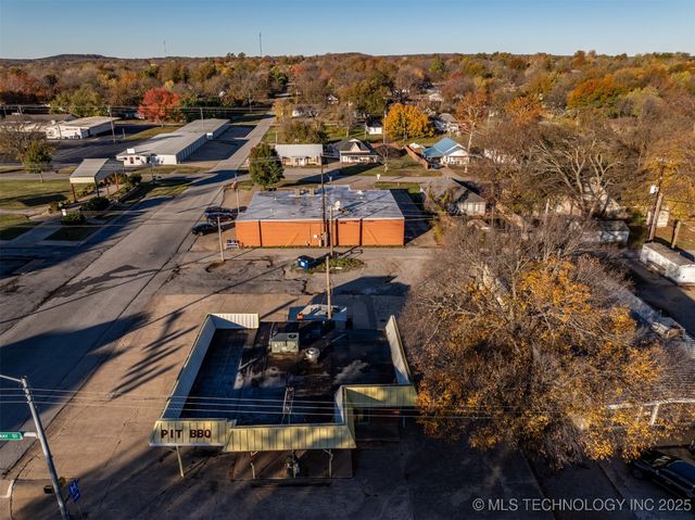 200 N Broadway Street, Cleveland, OK 74020