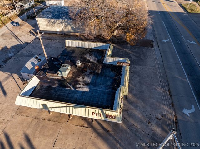 200 N Broadway Street, Cleveland, OK 74020