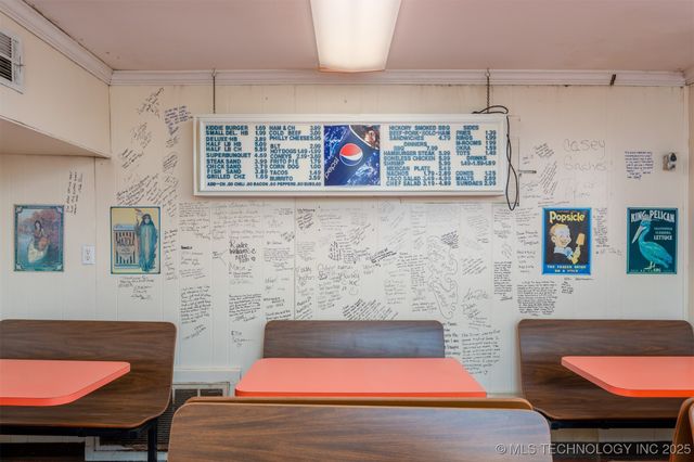 200 N Broadway Street, Cleveland, OK 74020