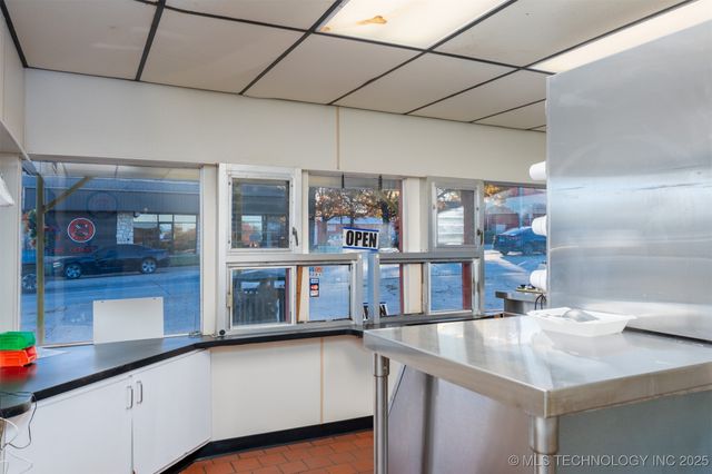 200 N Broadway Street, Cleveland, OK 74020