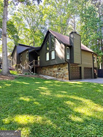 1302 Rolling Green Drive, Acworth, GA 30102