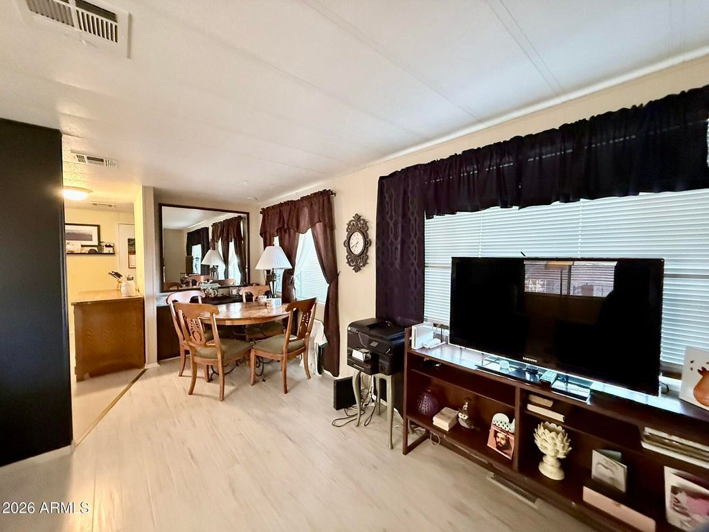 Image 8 of property listing at 8780 E MCKELLIPS Road 517, Scottsdale, AZ 85257