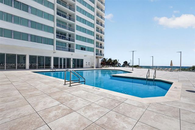 7135 Collins Avenue 1124, Miami Beach, FL 33141