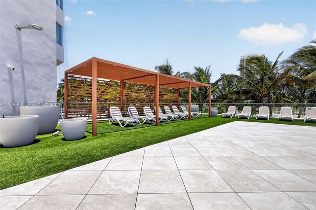 7135 Collins Avenue 1124, Miami Beach, FL 33141
