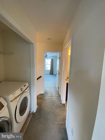 105 CHAMOMILE CT, Lake Frederick, VA 22630