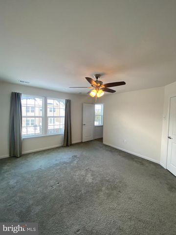 105 CHAMOMILE CT, Lake Frederick, VA 22630