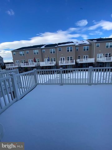 105 CHAMOMILE CT, Lake Frederick, VA 22630