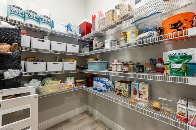 3509 Pilot CIR, Naples, FL 34120