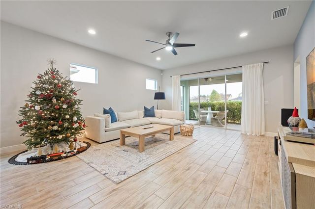 3509 Pilot CIR, Naples, FL 34120