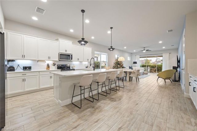 3509 Pilot CIR, Naples, FL 34120