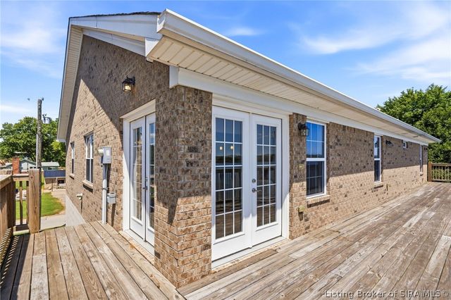 408 S Front Street, Jeffersonville, IN 47130